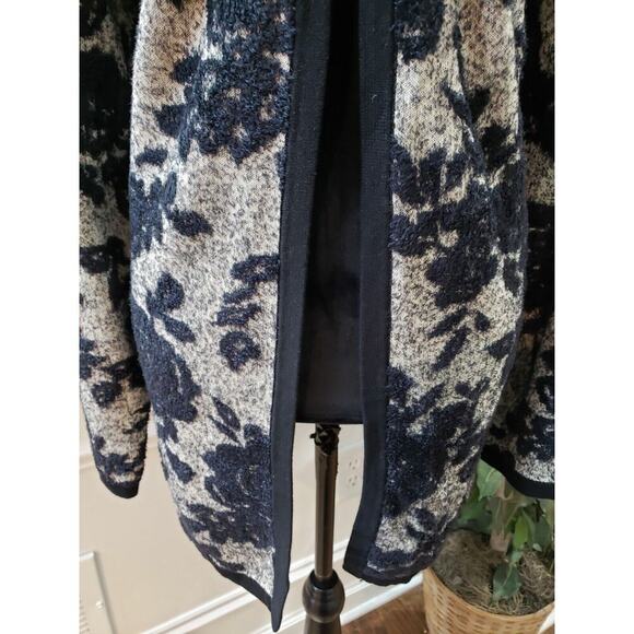 Palette Women Black Floral Nylon Open Front Long Sleeve Cardigan Sweater Size XL - Picture 3 of 11
